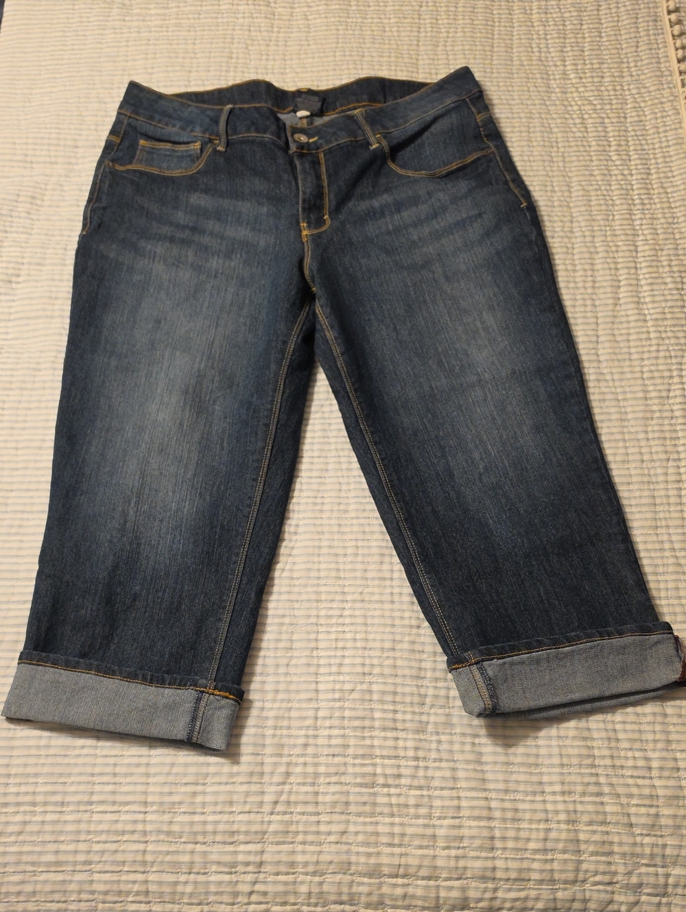 Faded Glory Dark Wash Cropped Straight Jeans